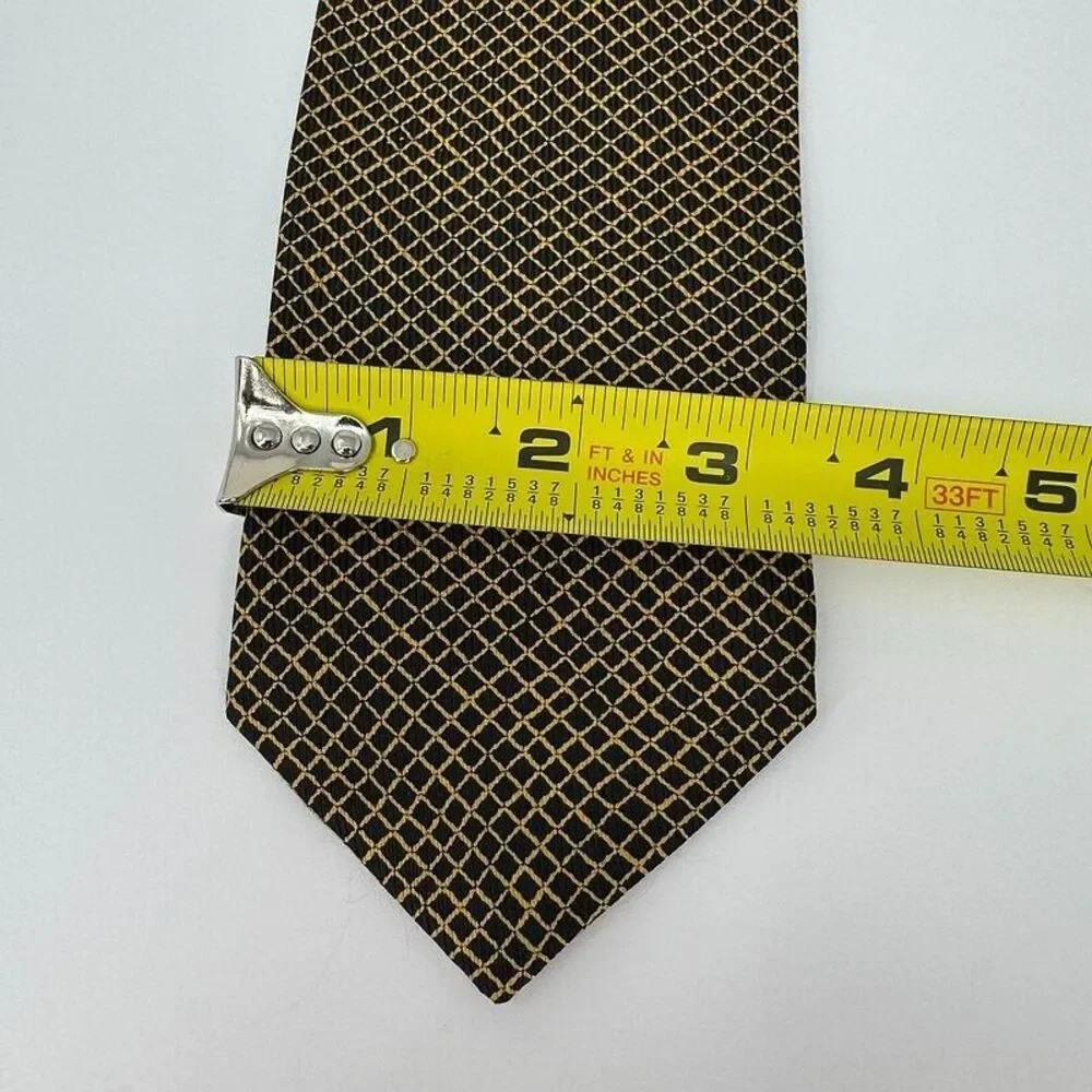 Brioni Neck Tie Silk Made in Italy Yellow Black Geometric Web Business Work Mens